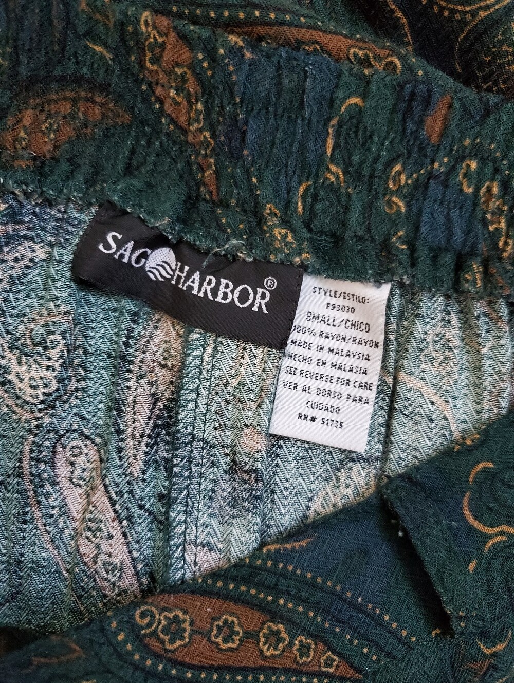 Sag Harbor Forest Green Paisley Print Pleated Midi Skirt - Picture 2 of 9